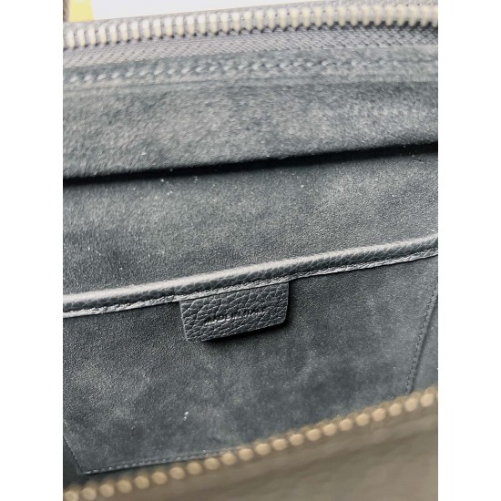 Celine Bags Top Quality 
Small size 20 * 20 * 8cm
Medium size 26 * 26 * 13cm
Large size 30 * 30 * 15cm