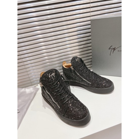 CL Shoes Casual shoes

 Top Quality