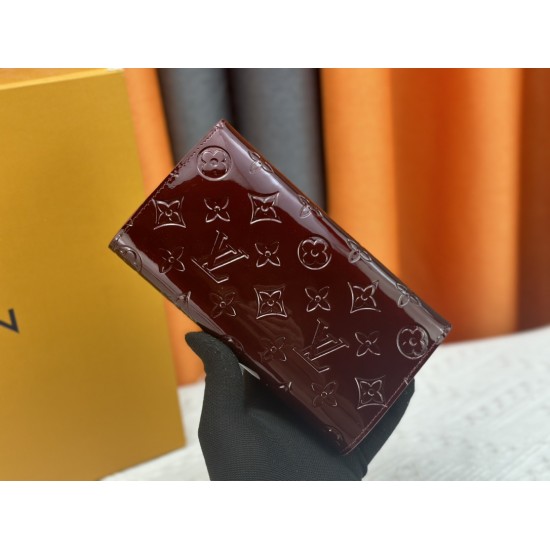 LV Bags High Quality Flip Wallet
