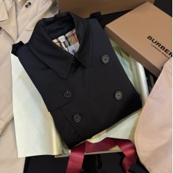 Burberry coat
uk4，6，8，10，12