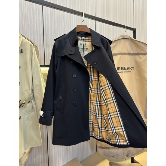 Burberry coat
uk4，6，8，10，12