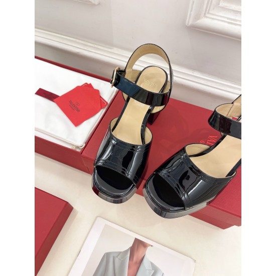 Valentino Shoes Top Quality