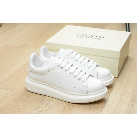 McQueen Shoes High Quality
women 35-40 

men 39-44