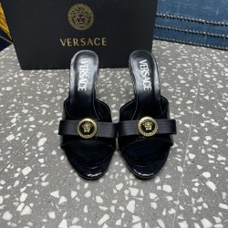 Versace Shoes Fashion shoes
 Top Quality