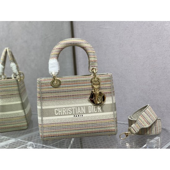 Dior Bags Top Quality
Five Grid