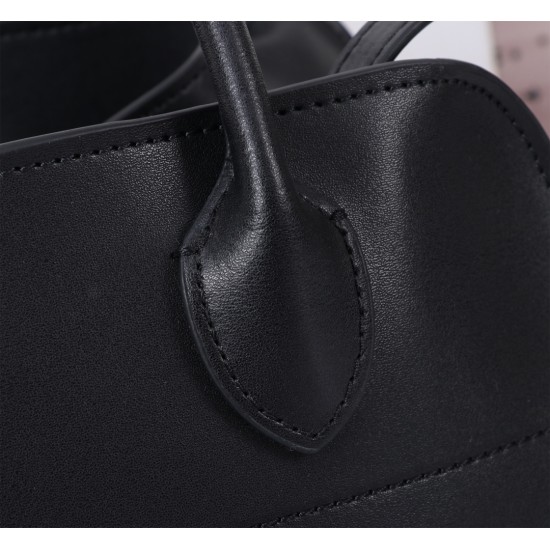 The Row Bags Top Quality
Small:26.20.18
Big:38.26.23