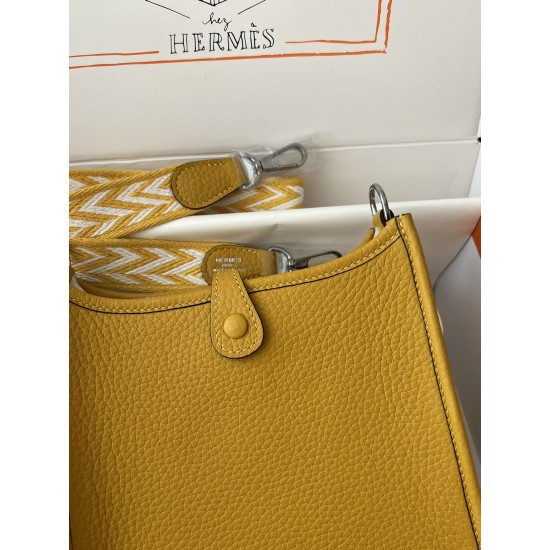 Hermes Bags Top Quality Evelyne 17cm
