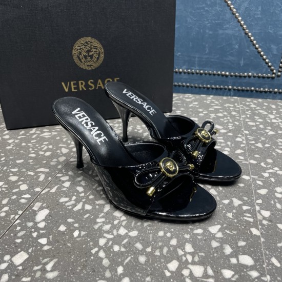 Versace Shoes Fashion shoes
 Top Quality
