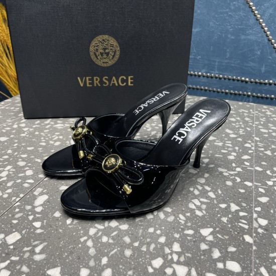 Versace Shoes Fashion shoes
 Top Quality