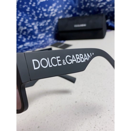 DG Glasses