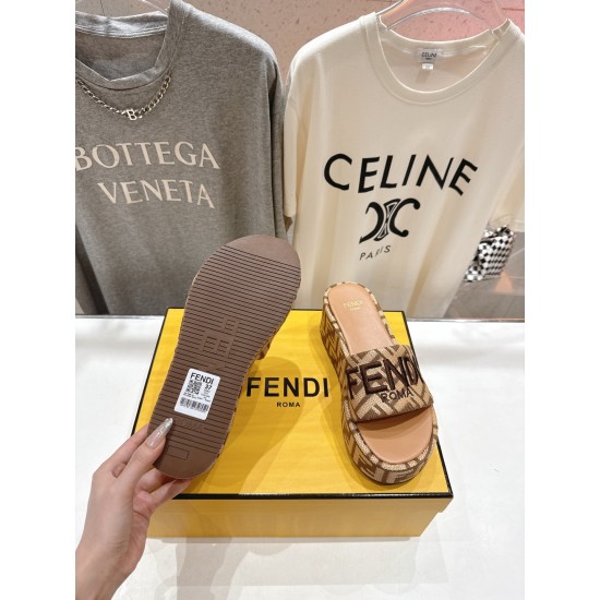 Fendi Shoes Top Quality