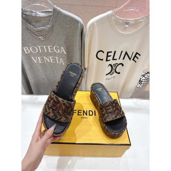 Fendi Shoes Top Quality