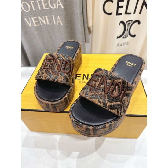 Fendi Shoes Top Quality