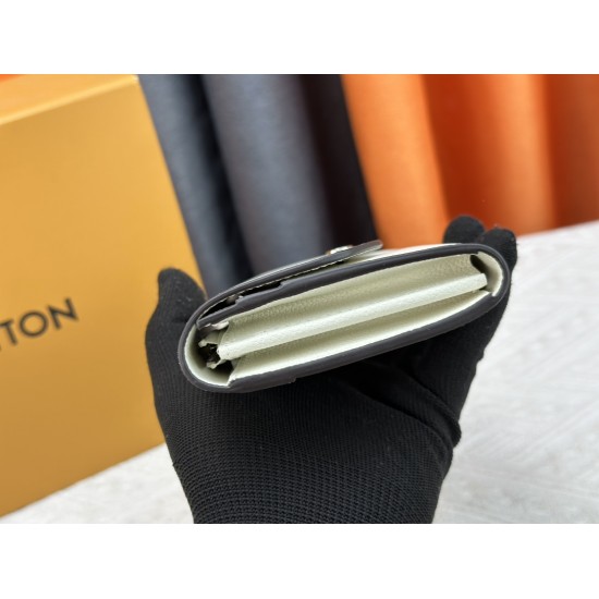 LV Bags High Quality Flip Wallet
