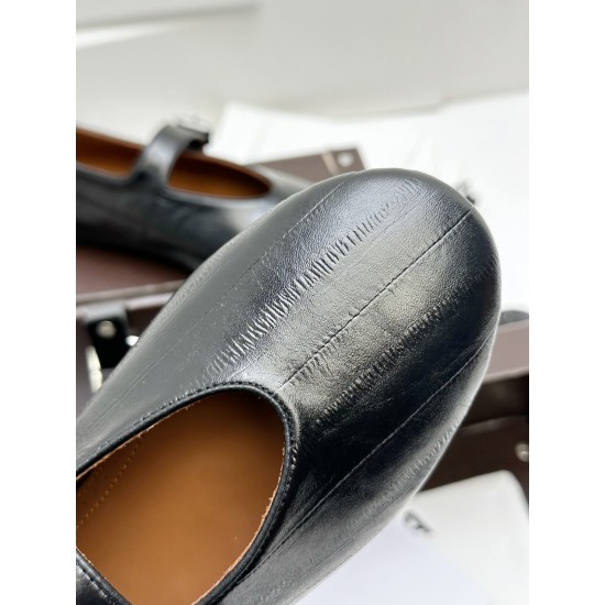 Alaia Shoes Top Quality