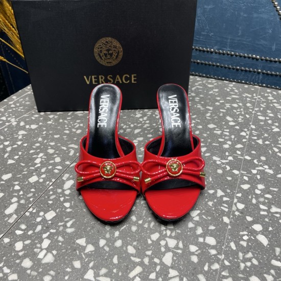 Versace Shoes Fashion shoes
 Top Quality