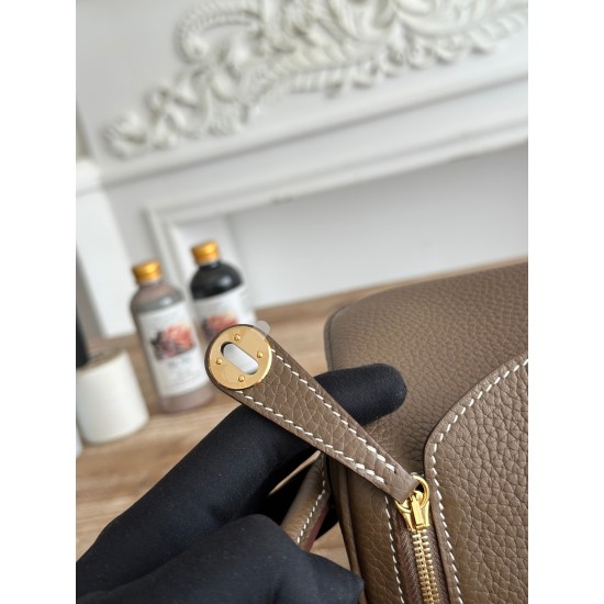 Hermes Bags Top Quality lindy琳迪
19cm $240